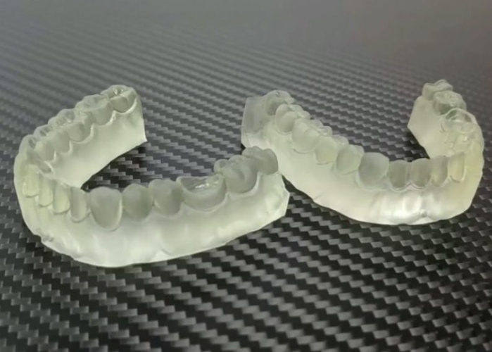 Фотополимер FunToDo Dentifix-3D Modelling LR Transparent (1 кг)