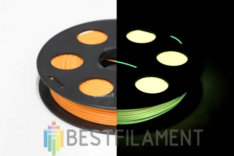 PLA пластик Bestfilament светящийся в темноте лимонный 1,75 мм 0,5 кг